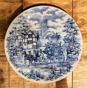 Oxford 1940 Brazil English  Stagecoach & Horses Decorative Plate 6" Collectible
